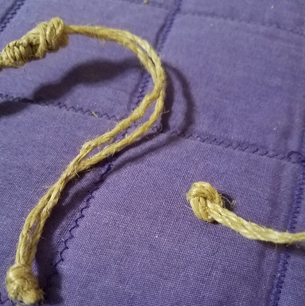 3 for $20 Hemp & shell necklace - Picture 4 of 4